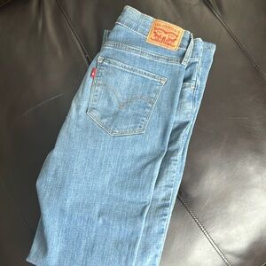 Boot cut jeans